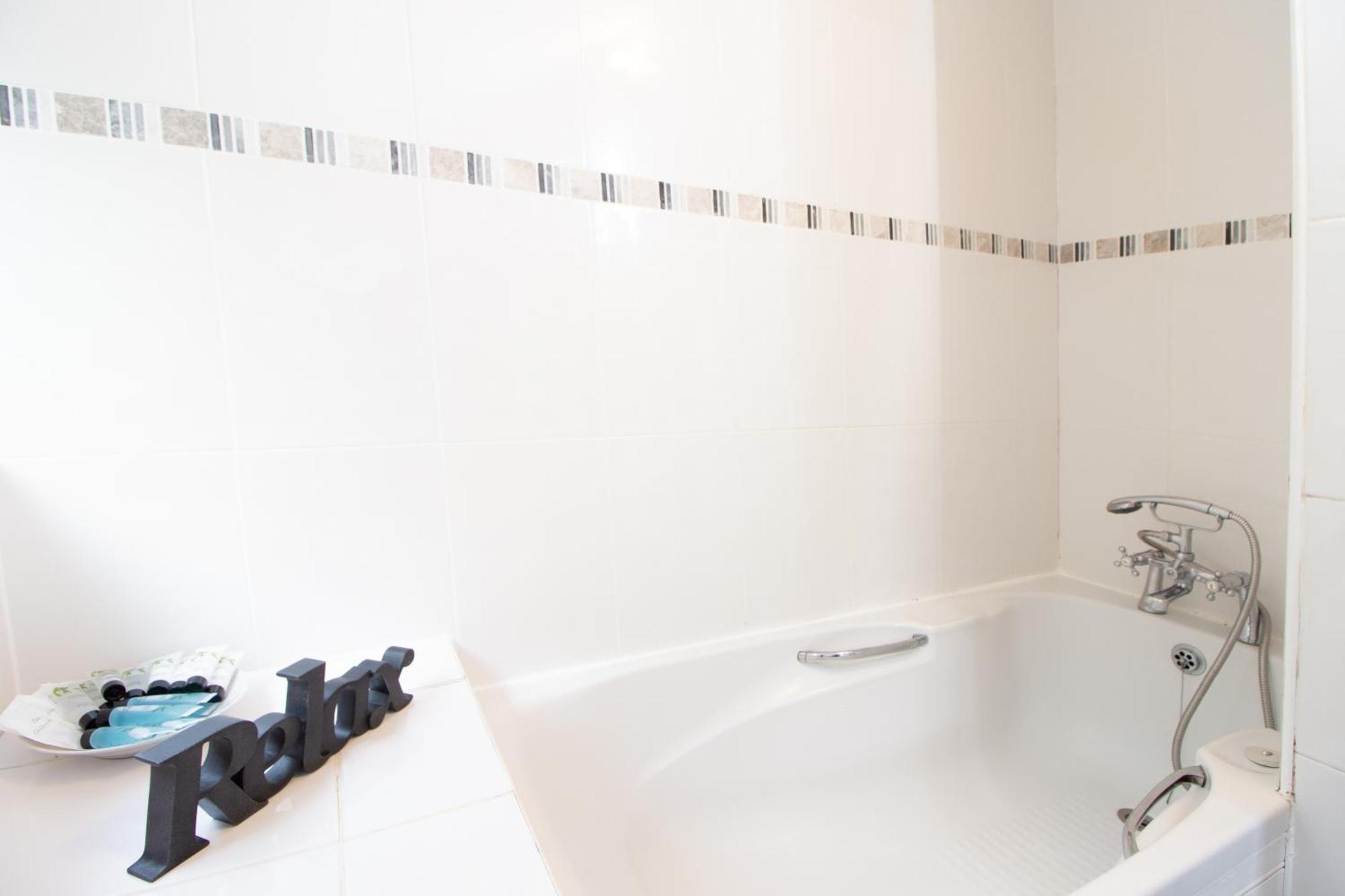 Raleigh Gf - Ground Floor 1 Bed Georgian Flat In The City Centre Free Parking And Wifi Έξετερ Εξωτερικό φωτογραφία